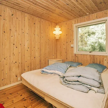 8 Person In Frederiksv Rk